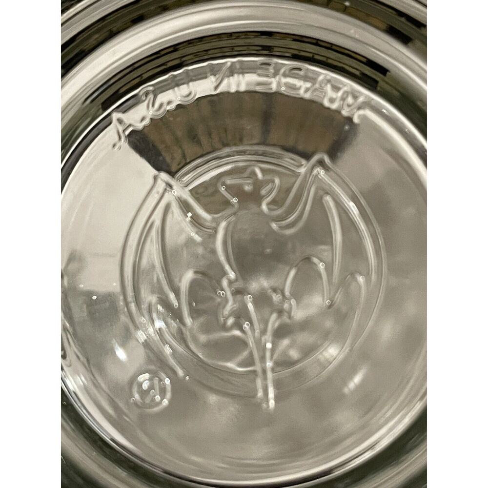 Bacardi Oakheart Smooth Spiced Rum Mug/ Glass 6" Mint Condition! Rare! - Picture 3 of 5